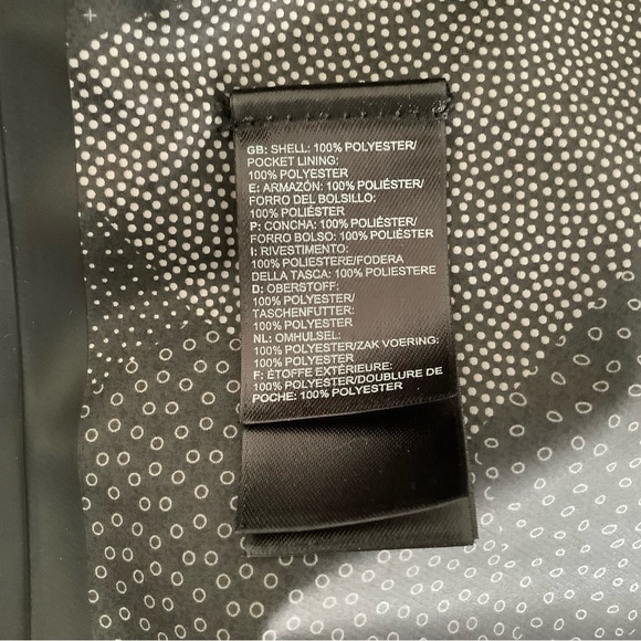 The North Face Women’s Lynwood Rain Parka - Picture 4 of 10